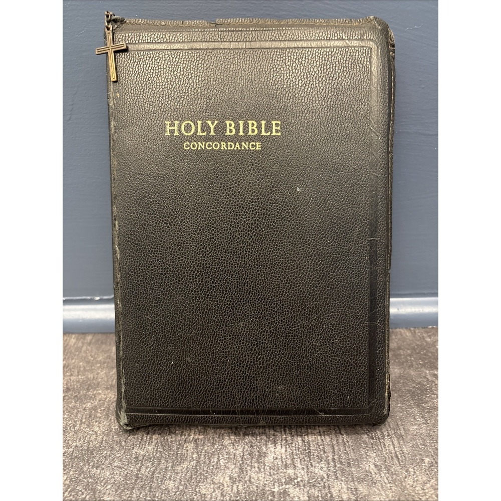 Holy Bible KJV Genuine Leather Red Letter Edition Concordance World Publishing